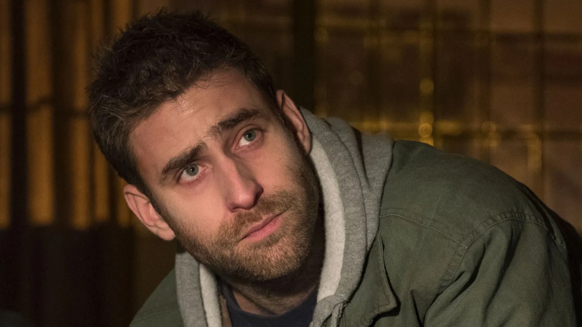 Oliver Jackson-Cohen pode ser Batman: Veja por quê Oliver Jackson-Cohen in The Haunting of Hill House