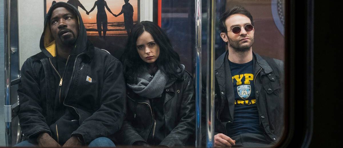Krysten Ritter como Jessica Jones no trailer de Demolidor: Renascido, em cena de retorno à Marvel