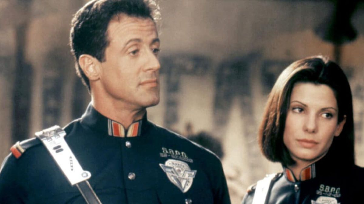 Jack Slater, Arnold Schwarzenegger em Last Action Hero, em pôster exagerado de blockbuster de ação