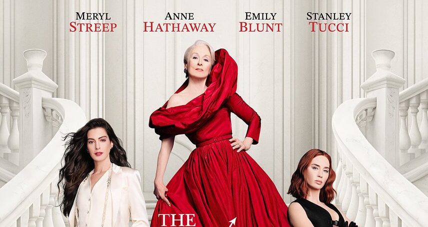 Pôster oficial de O Diabo Veste Prada 2 com Miranda Priestly em destaque e a revista Runway ao fundo