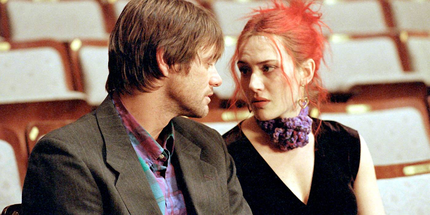 Os 10 melhores sci-fi desde Matrix: Ranking completo Joel e Clementine se olhando em Eternal-Sunshine-of-the-Spotless-Mind