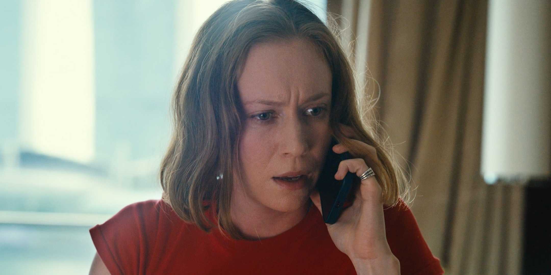 Hannah Einbinder as Ava Daniels in Hacks Season 4