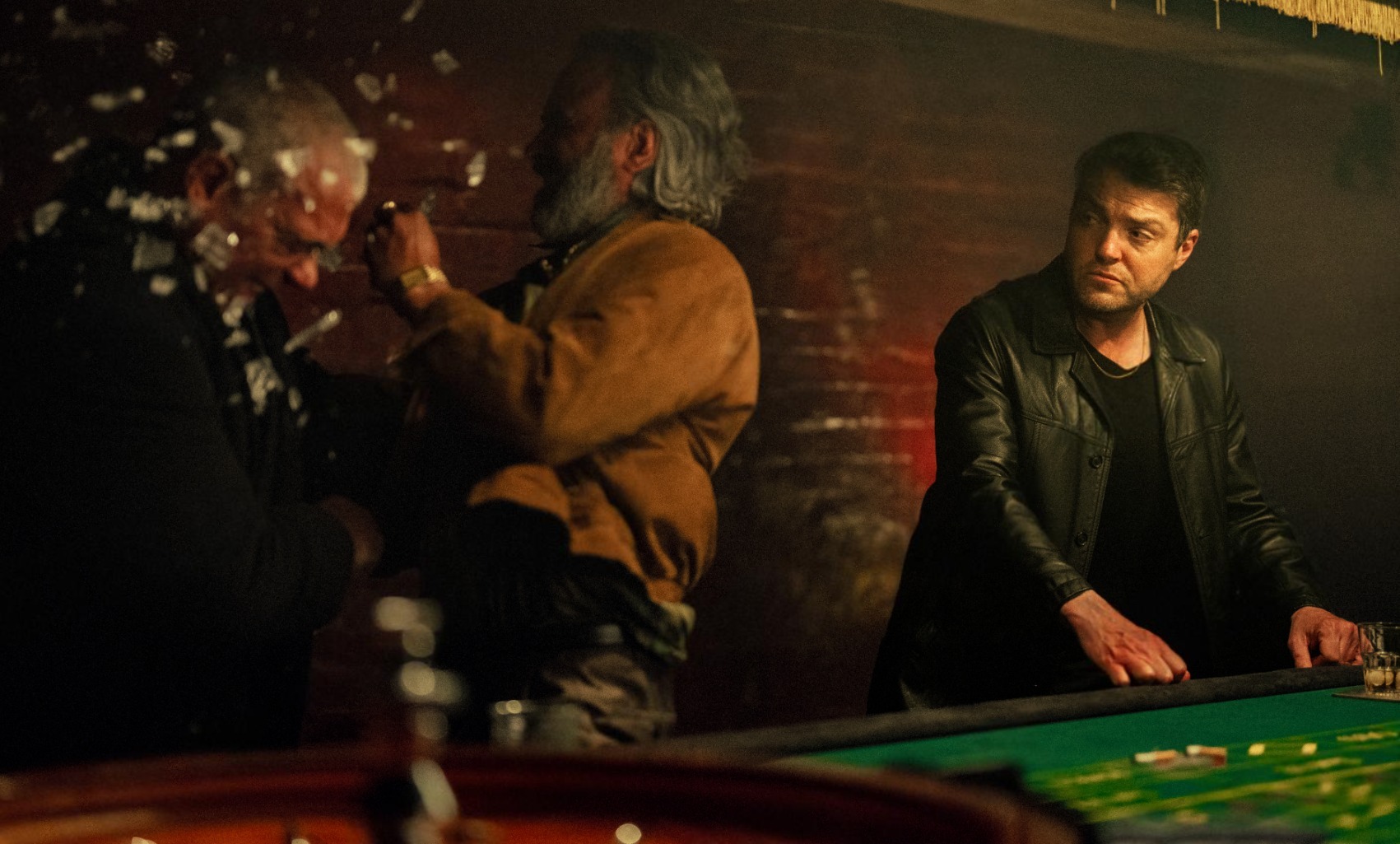 Legends na Netflix: Estreia em 7 de maio e elenco forte Primeiras Impressões da Série Legends Netflix (1)