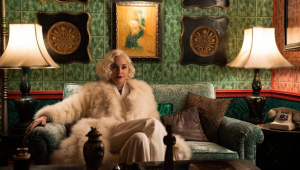 Sharon Stone critica cenas de sexo: Instinto Selvagem segue no Brasil