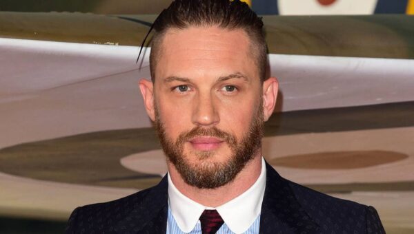 Star Trek: Nêmesis grátis no Pluto TV: Vale rever?